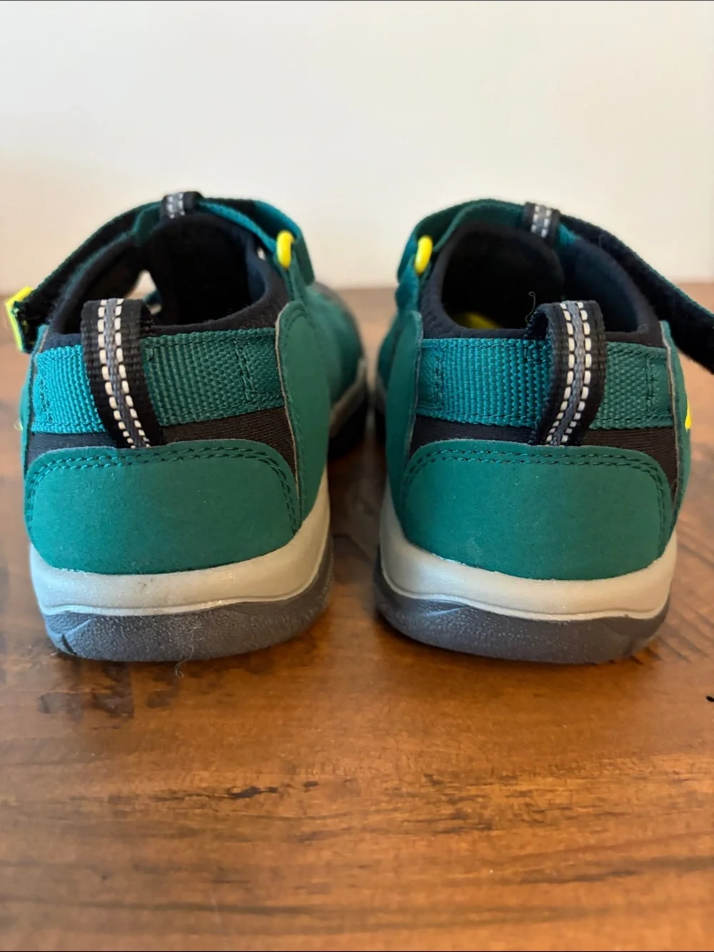 Keen Kids Teal with Yellow Accent Closed-Toe Sandals